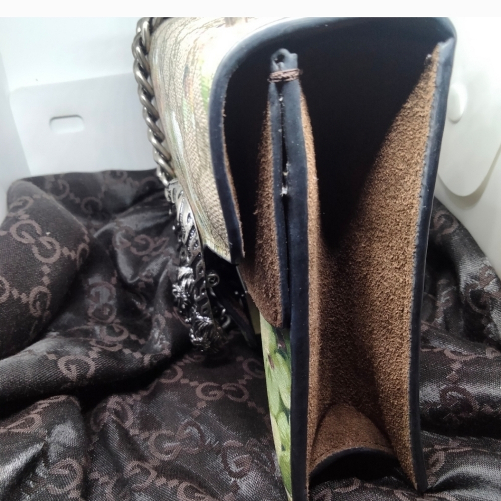 Small leather handbag - Picture 7 of 13